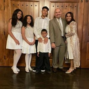 Meet your Posher, Yaneuris